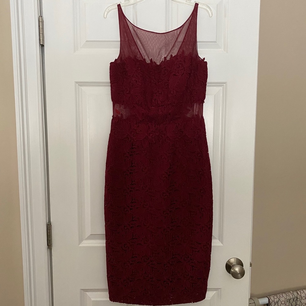 EUC Perfect Monique Lhuillier Dress!!